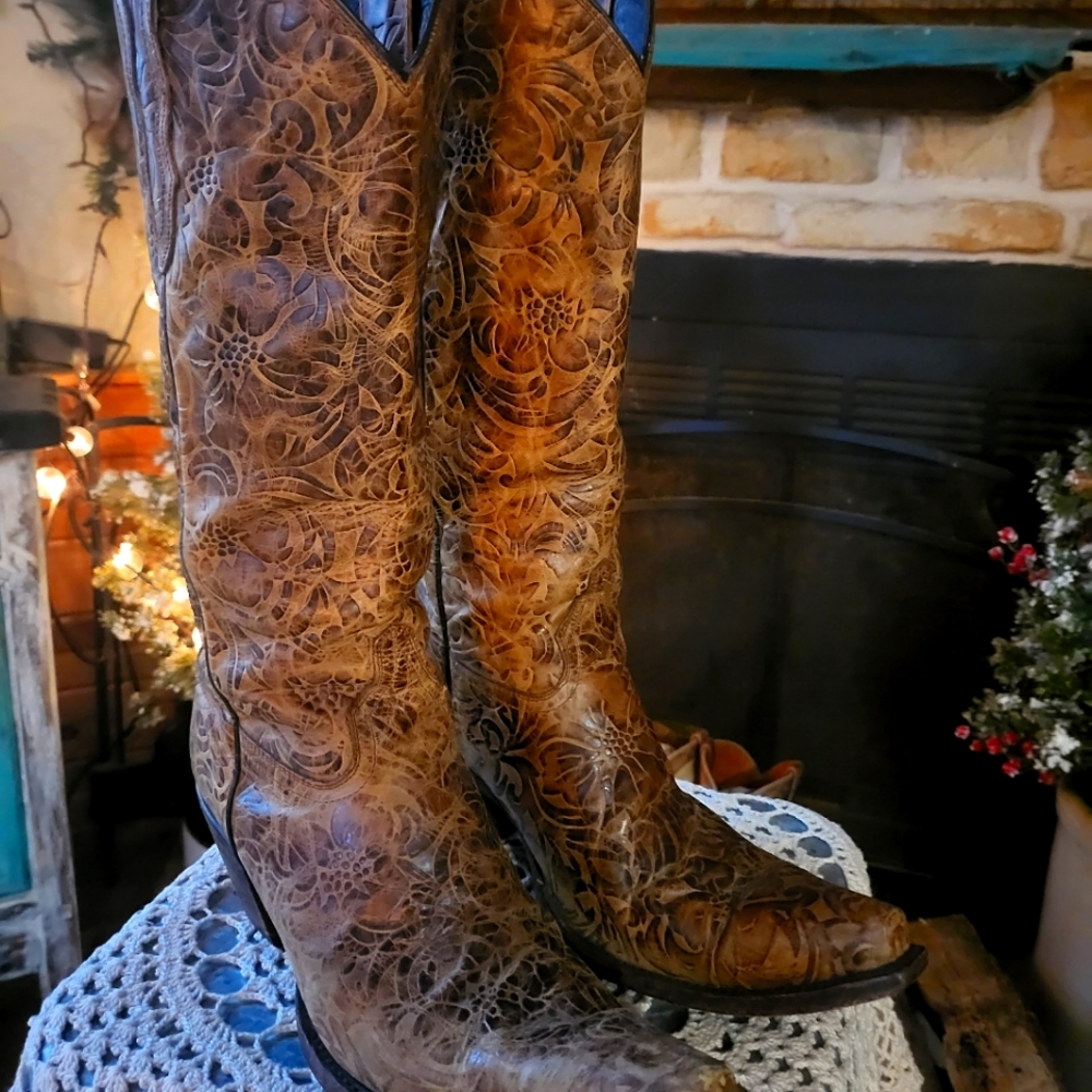 Cowboy boots Women's 10 B Made in Mexico